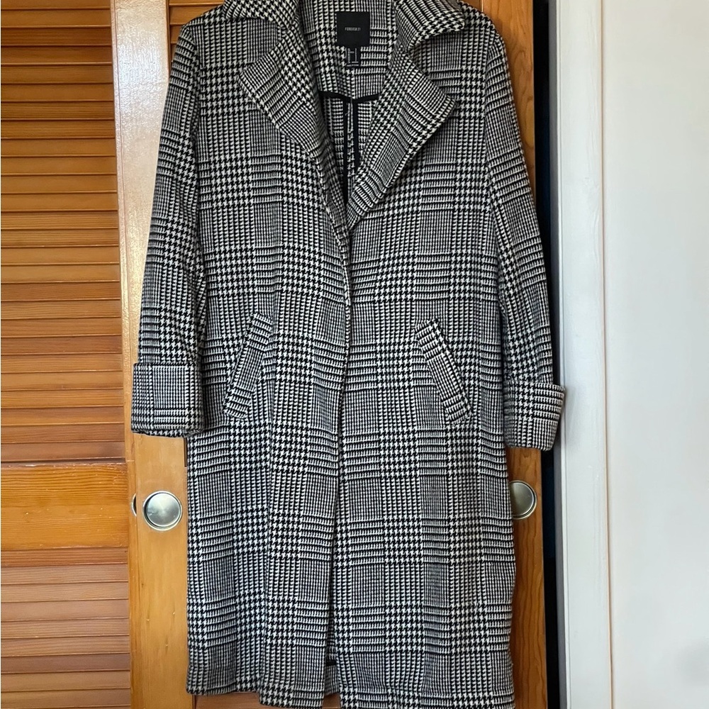 Stylish Black and White Women's trench Coat